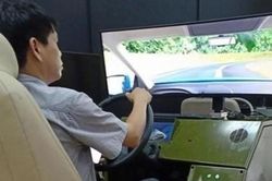 Cabin điện tử đào tạo lái xe ô tô sẽ được cung cấp cho các cơ sở trong tháng 11