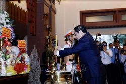 Thủ tướng Phạm Minh Chính dâng hương tưởng niệm cố Thủ tướng Võ Văn Kiệt tại Vĩnh Long