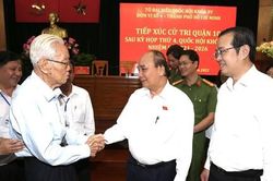 Cử tri TPHCM kiến nghị nhiều vấn đề bức xúc, sát sườn với cuộc sống