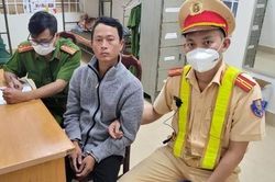 Chặn xe khách bắt đối tượng hiếp dâm trẻ em bỏ trốn qua nhiều tỉnh, thành