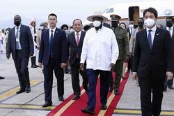 Tổng thống Cộng hòa Uganda thăm chính thức Việt Nam