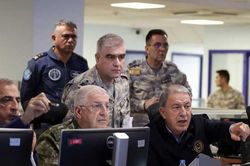 Thổ Nhĩ Kỳ ném bom gần 500 mục tiêu ở Syria và Iraq