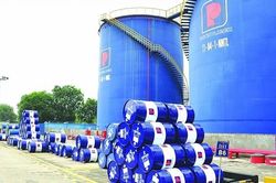 Bộ Công Thương: Hai kịch bản phân giao xăng dầu tối thiểu năm 2023