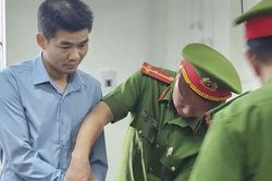 Bắt cán bộ Ban Quản lý Dự án vì chiếm đoạt tài sản