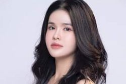 'Hotgirl' Quỳnh Trang cùng bố ruột bị bắt giữ vì tàng trữ 9,5 kg ma túy