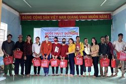 Mang Yang truyền thông về bảo vệ môi trường