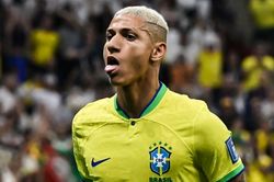 Highlights Brazil 2-0 Serbia