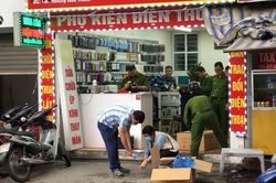 Nhân chứng kể lại giây phút người phụ nữ bị đâm giữa phố ở Hà Nội