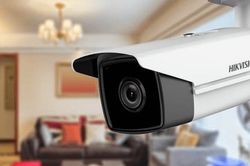 Anh hạn chế dùng camera Trung Quốc trong tòa nhà công quyền