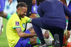 Neymar đá tệ rồi chấn thương: Gánh lo của ĐT Brazil