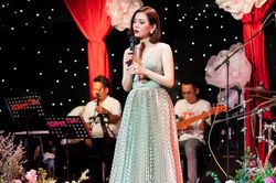 'Quay lén' Lệ Quyên trên sân khấu, giọng hát lẫn nhan sắc chất lượng không điểm trừ!