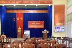 Cấp ủy, chính quyền huyện Chư Pưh đối thoại với các hội, đoàn thể