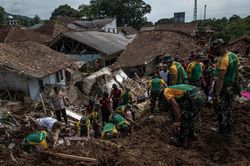 Nạn nhân thiệt mạng trong động đất Indonesia tăng lên 310 người