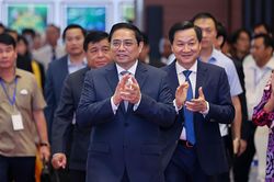 Thủ tướng định hướng 'tư duy mới, đột phá mới, giá trị mới' cho Đông Nam Bộ