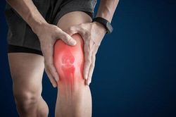 6 động tác cải thiện vận động cho người viêm khớp gối
