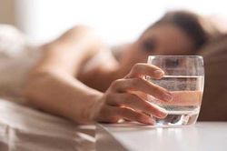 'Cấm' uống nước vào thời điểm này nếu không muốn hối hận cả đời