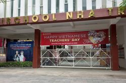 Vụ ngộ độc thức ăn tại Nha Trang: Trường cam kết tìm đối tác cung cấp thức ăn mới