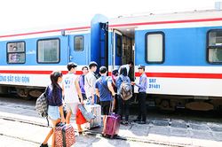 Bổ sung 10.000 vé tàu Tết tuyến Bắc - Nam