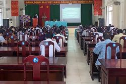 Làm việc với doanh nghiệp về thực hiện chính sách BHXH, BHYT