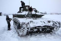 Quân đội Nga đang 'tái định vị' ở Donetsk và Zaporizhzhia