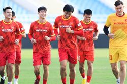 HLV Park Hang Seo có đủ quân mạnh đấu Dortmund