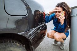 Người dùng ôtô tại Việt Nam lo lắng vế trầy xước và móp thân xe