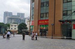 Người đàn ông rơi từ tầng cao ở chung cư Kim Văn - Kim Lũ