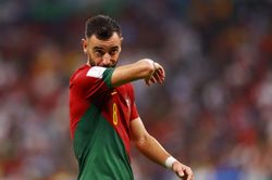 Fernandes: 'Bàn đầu tiên của tôi lẽ ra thuộc về Ronaldo'