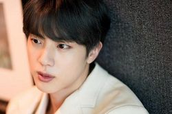 7 triết lý ý nghĩa về cuộc sống của anh cả BTS