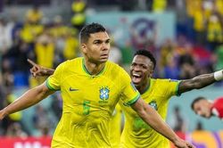 3 đội chắc suất đi tiếp, 2 đội ra về sau lượt trận thứ hai World Cup