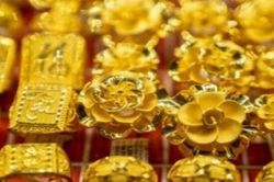 Giá vàng hôm nay (29/11): Giá vàng thế giới giảm mạnh do áp lực bán