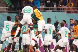 Điểm nhấn Ecuador 1-2 Senegal: Phần thưởng cho khát vọng