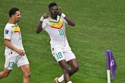 Màn ăn mừng cực dị của Ismaila Sarr ở World Cup