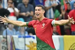 Ronaldo đồng ý gia nhập Al Nassr, nhận 172,9 triệu bảng/năm