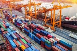 Cơ hội đi kèm thách thức