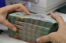 Chiêu lừa gần 2 tỷ đồng và 13.000 USD