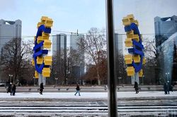 Lạm phát ở Eurozone giảm lần đầu tiên trong 17 tháng