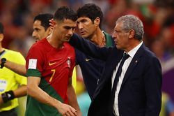 Ronaldo chưa chắc ra sân trận gặp Hàn Quốc