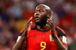 Lukaku bị chế giễu vì 'hat-trick bỏ lỡ'