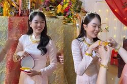 Em gái tặng chị cả hộp 'vàng' ngày cưới nhưng mở ra lạ lắm