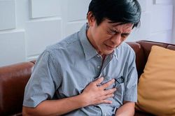 Người đàn ông 55 tuổi khỏe mạnh đột ngột ra đi, nguyên nhân do căn bệnh phổ biến mùa lạnh