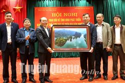 Liên minh HTX Việt Nam làm việc tại huyện Na Hang