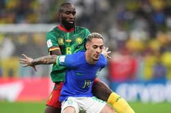 Vịnh trận Brazil - Cameroon (0-1) và Thụy Sĩ - Serbia (3-2): Brazil không học được điều gì