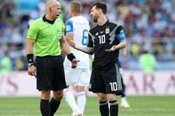 Tin nóng bóng đá tối 3/12: Trọng tài khắc tinh Messi bắt trận Argentina vs Úc