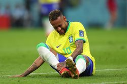 Chấn thương Neymar nặng hơn dự kiến