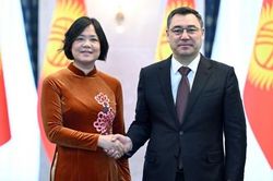 Đại sứ Phạm Thái Như Mai trình Thư ủy nhiệm lên Tổng thống Cộng hòa Kyrgyzstan