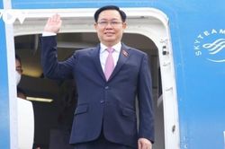 Chủ tịch Quốc hội Vương Đình Huệ bắt đầu thăm chính thức New Zealand