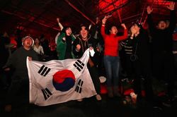 Quê nhà HLV Park Hang Seo ăn mừng như vô địch World Cup