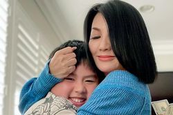 Vợ cũ Bằng Kiều kể về hành động của con trai khiến cô bật khóc