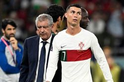 HLV Santos nói lý do khiến Ronaldo bực tức, HLV Hàn Quốc chưa vội nghĩ tới Brazil
